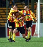 La joie des Calaisiens lors du match Calais - Bordeaux à Bollaert...